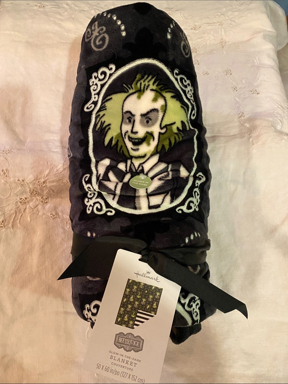 Hallmark Black & Green Beetlejuice Glow-In-Dark Blanket